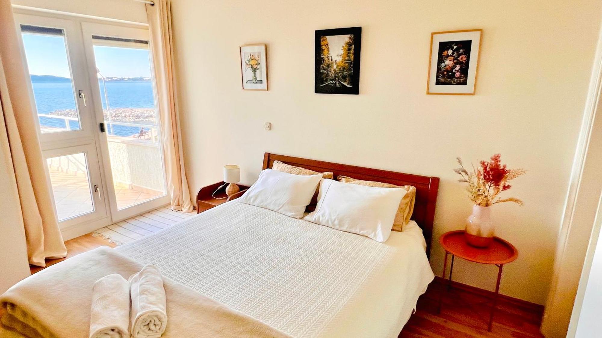 Luxury Beach Villa W Sea Sunset Views شيبينيك المظهر الخارجي الصورة