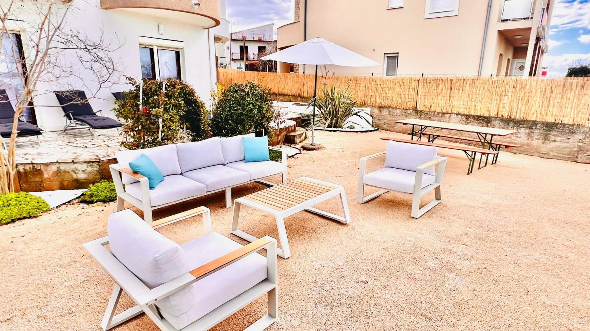 Luxury Beach Villa W Sea Sunset Views شيبينيك المظهر الخارجي الصورة