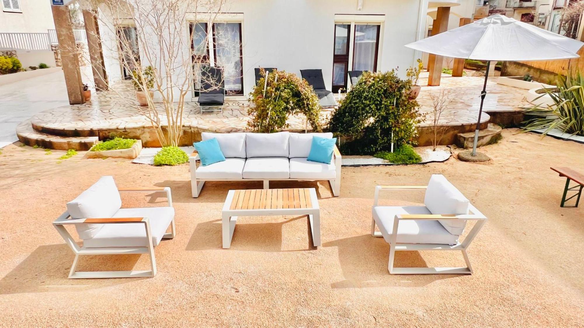 Luxury Beach Villa W Sea Sunset Views شيبينيك المظهر الخارجي الصورة